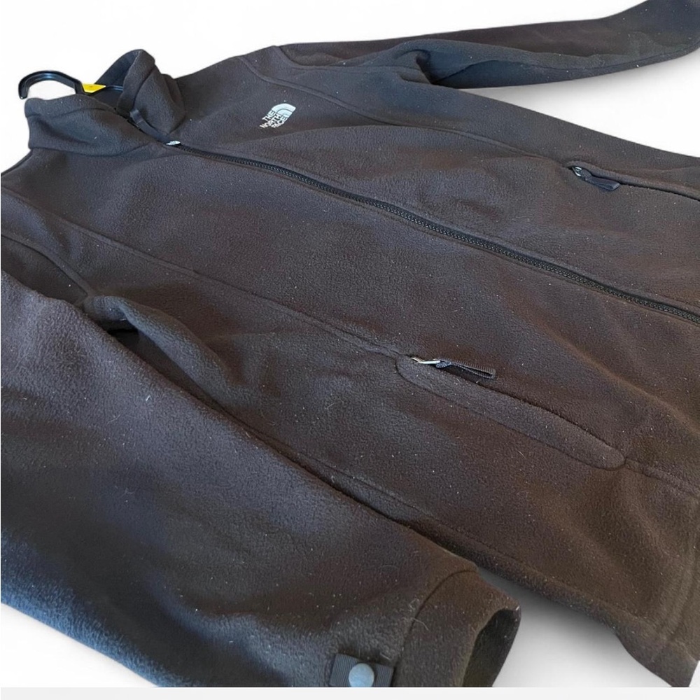 The North Face black BOYS Fleece Jacket size XL in good condition